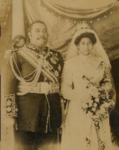 Tupou II and ʻAnaseini Takipō.jpg