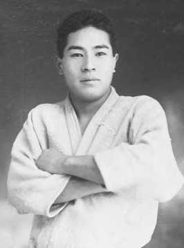 Minoru Mochizuki c1930.jpg