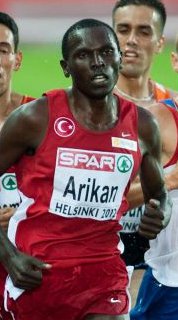 Polat Kemboi Arıkan Helsinki 2012.jpg