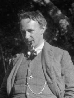 1914 George Edward Moore (cropped).jpg