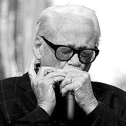 Toots thielemans.jpg