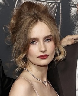 Olivia Dejonge (52123990193) (cropped) (cropped).jpg