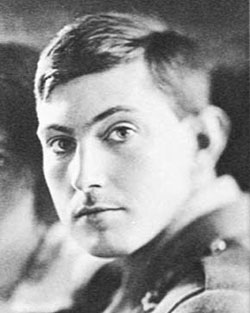 George Mallory 1915.jpg