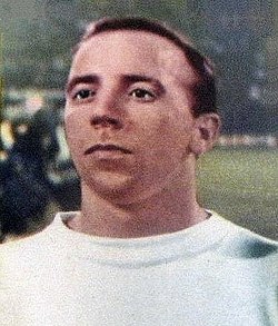 Nobby Stiles (1966).jpg