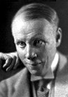 Sinclair Lewis 1930.jpg