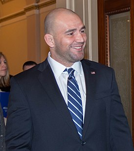 Glover Teixeira.jpg