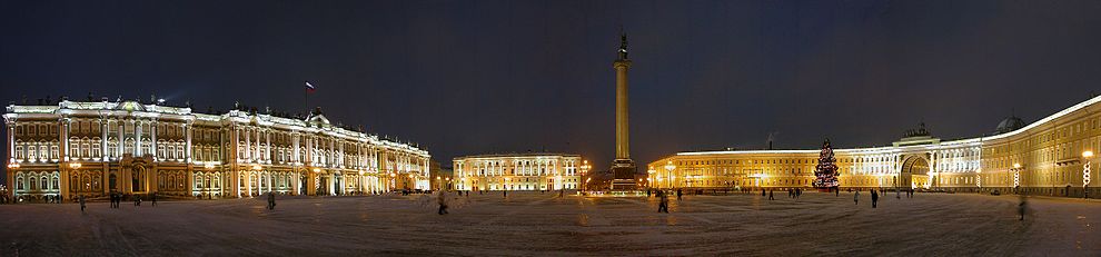 Дворцовая площадь зимней ночью. Зимний дворец, здание штаба Гвардейского корпуса, Александровская колонна, здание Главного штаба