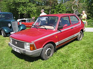 Fiat 127 (9034516733).jpg