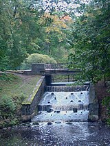 Waterfall Oranienbaum.jpg