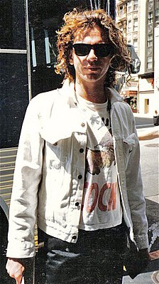 Michael-hutchence-INXS-1986.jpg