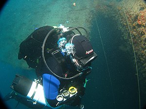 Diving the 'ORIA'.jpg