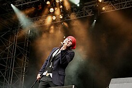 Спайк во время выступления The Quireboys на Norway Rock Festival в 2008 году.