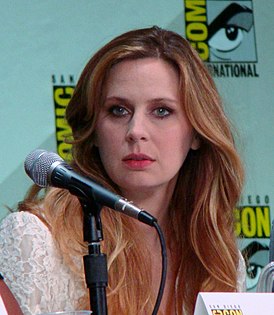 Anne Dudek (cropped).jpg