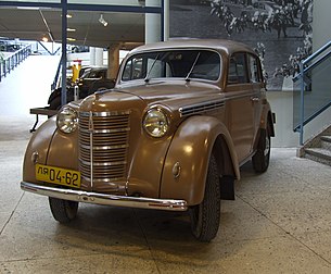 Moskvich 400-420 (Москвич-400-420).JPG