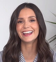 Nina Dobrev 2022.jpg