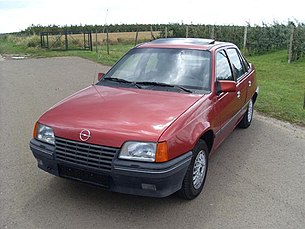 OPEL-KADETT-E.jpg