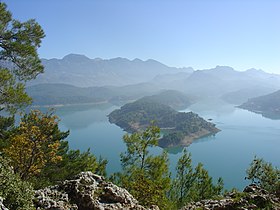 Reservoir-in-Taurus-Mountains.jpg