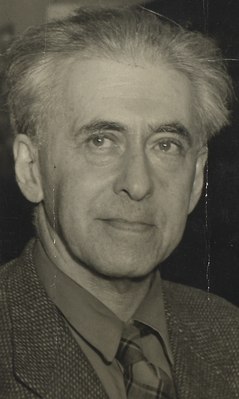 Ilya Ehrenburg (1959).tif