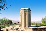 Momine Hatoon Mausoleum.jpg