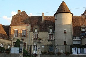 Cluis-Dessus Manoir-mairie.JPG