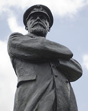 Captain Smith Statue.jpg