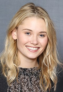 Virginia Gardner 2018.jpg