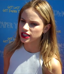 Halston Sage 2015.png