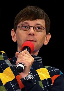 DJ Qualls (cropped).jpg