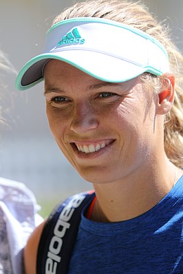 Caroline Wozniacki (35449695422).jpg