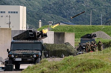 ９３式式近距離地対空誘導弾（第２高射特科大隊）.jpg