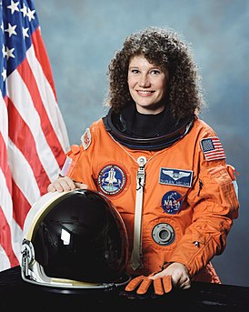 Astronaut-susan-j-helms 35633635475 o.jpg