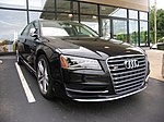 Audi S8 (14475960404).jpg