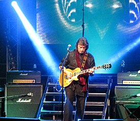 Steve Hackett 2013.jpg