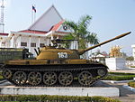 Tank-vientiane.jpg