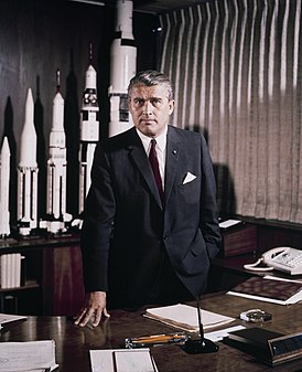 Wernher von Braun.jpg