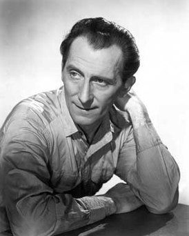 Peter Cushing.jpg