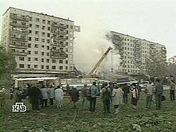 Последствия теракта утром 9 сентября 1999 года по Улице Гурьянова, дом 19, Москва. Кадр НТВ